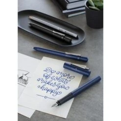 Faber-Castell Füller Grip 2011, 140806, Kunststoff, Klassik Blau, Feder F -PapierMeister Verkäufe dbcec2ac9e8fc2e75da3c375674cff8b41774bb6 fueller faber castell grip 2011 140806